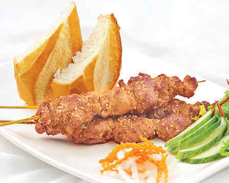 Bánh mì thịt bò xốt tương 