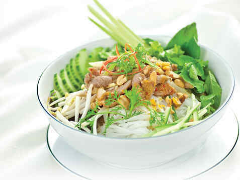 Bún thịt xào sả ớt