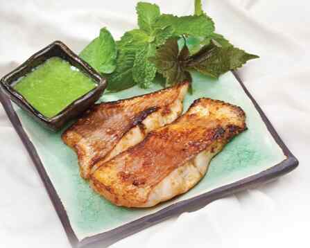 Cá áp chảo vị sa tế