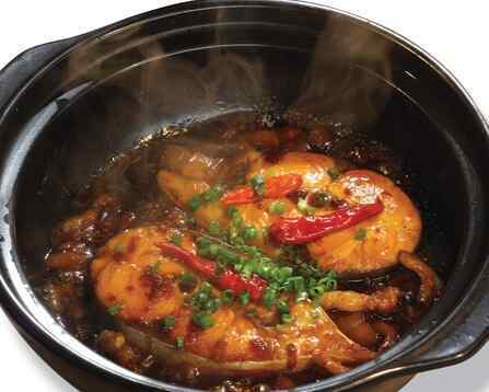 Cá bông lau kho tộ