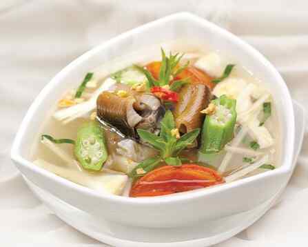 Canh lươn bồn bồn