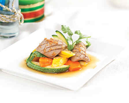 Cật heo xào bí ngòi