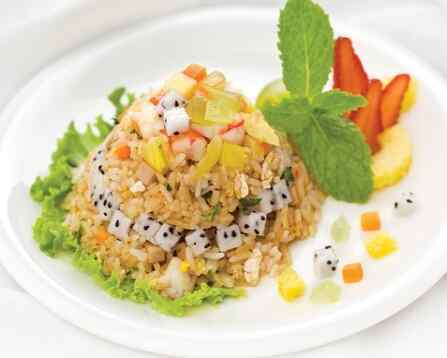 Cơm chiên trái cây