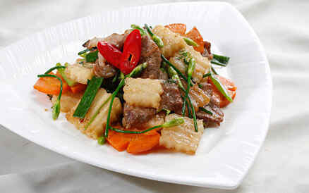 Củ sắn xào thịt