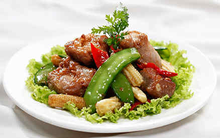 Sườn xào bắp non