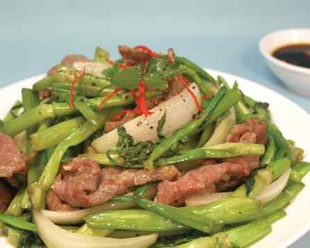 Thịt bò xào cần nước