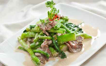 Thịt bò xào ngồng cải 