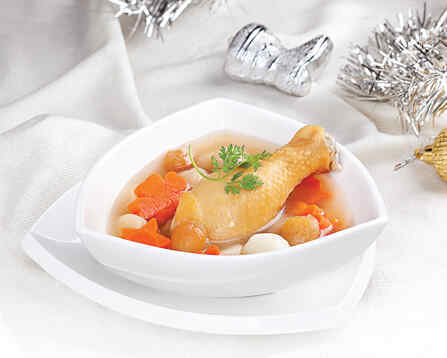 Thịt gà nấu long nhãn