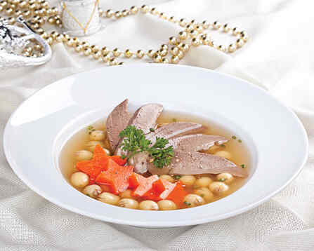 Tim heo hầm hạt sen